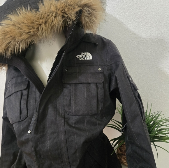 Women's The North Face Parka Jacket With Hood Color Grey Size Medium - Picture 3 of 11